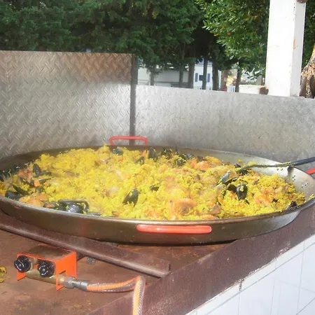 Les Roches D'agde אתר קמפינג