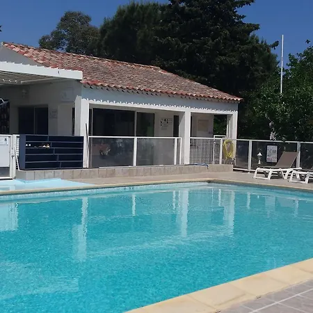 Les Roches D'agde אתר קמפינג