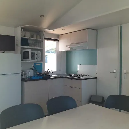 Les Roches D'agde 캠프장 *