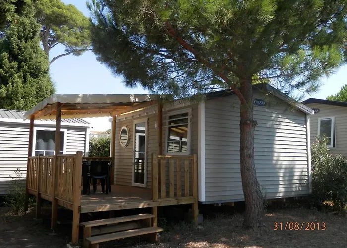 Les Roches D'agde Camping *